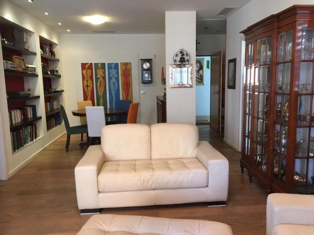 Appartamento Fronte Mare Rimini Bagian luar foto